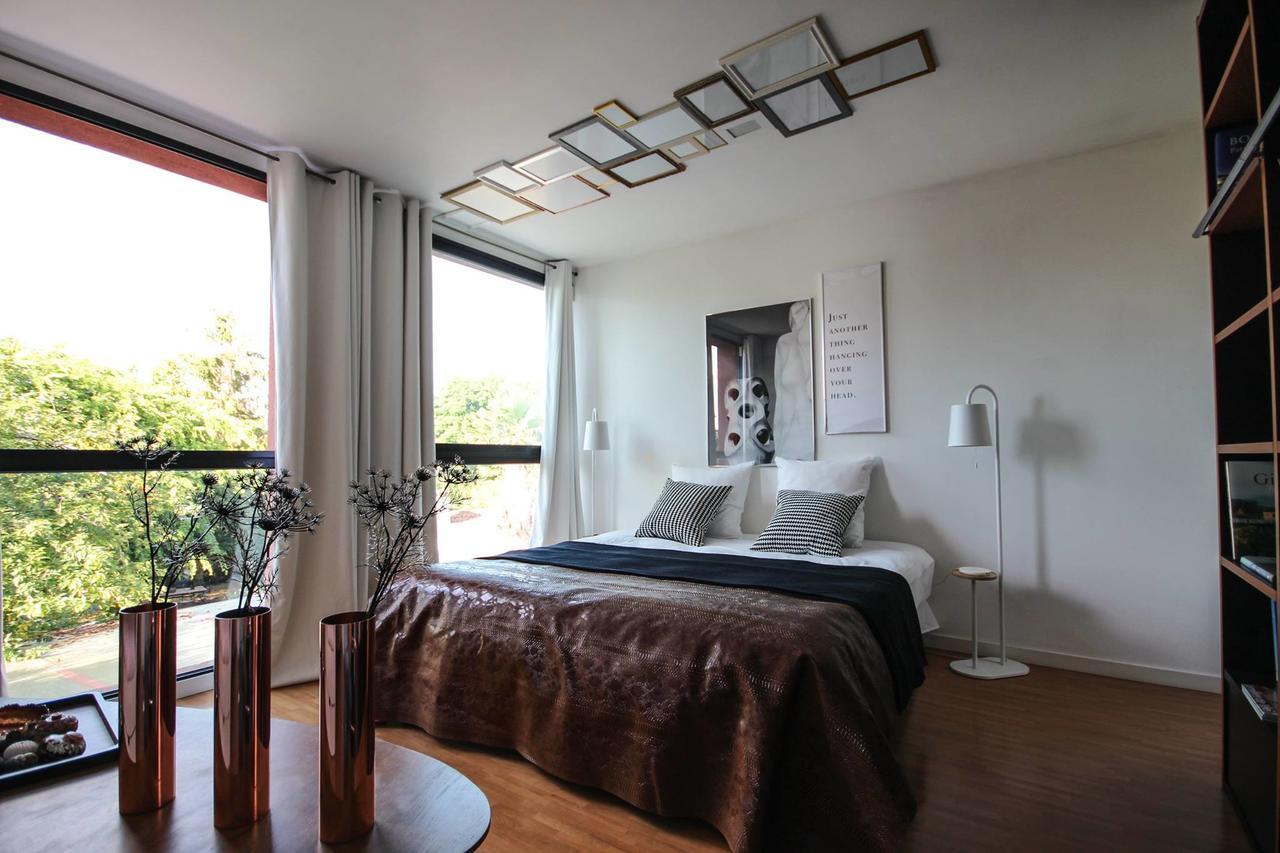 Bed And Breakfast Shandita Merignac  Exterior photo